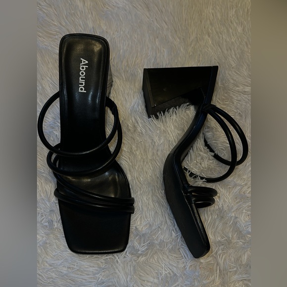 Never worn them - Picture 4 of 4